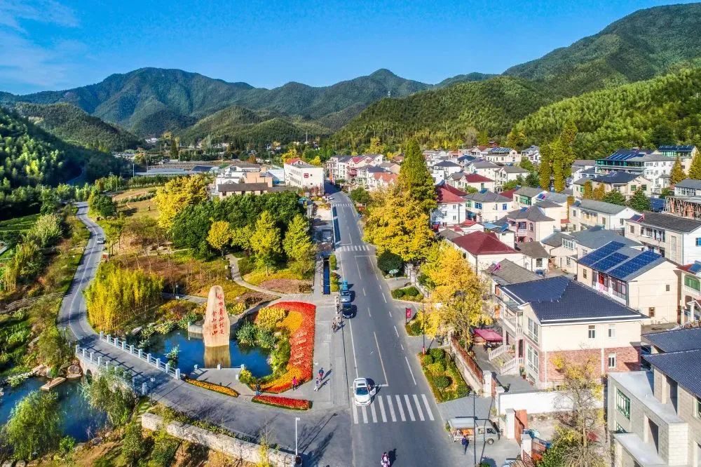 安吉旅游漂流怎么玩_安吉漂流跟团_安吉漂流旅游团