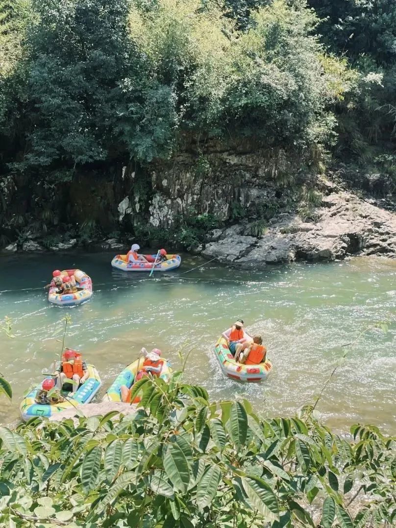 安吉漂流旅游团_安吉漂流游记_安吉漂流一日游