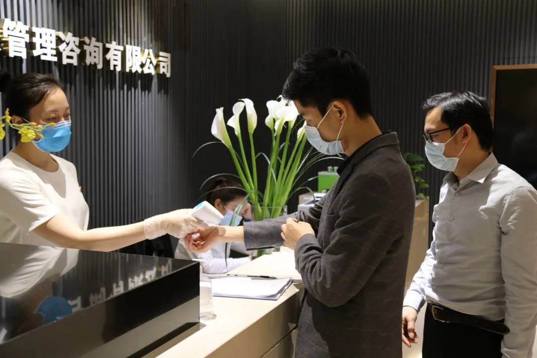 清华大学实战型房地产总裁班深圳_清华大学房地产总裁班_清华房地产总裁商会简介