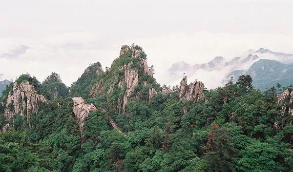 安吉龙王溪北路_浙江安吉龙王溪乡村俱乐部_安吉龙王溪小镇