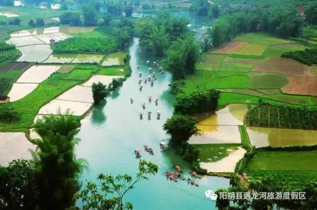 安吉龙王溪北路_浙江安吉龙王溪乡村俱乐部_安吉龙王溪小镇
