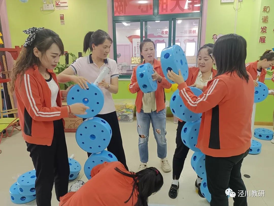 安吉幼儿园户外游戏_安吉户外游戏教案_幼儿园户外安吉游戏案例