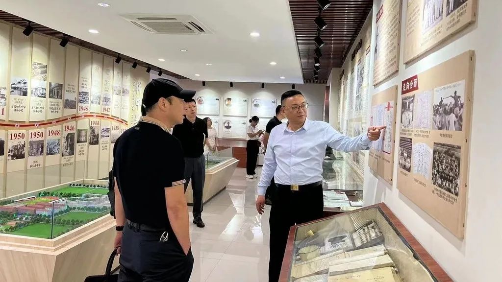 浙江安吉昌硕高中_高中安吉昌硕校区地址_安吉昌硕高中吧