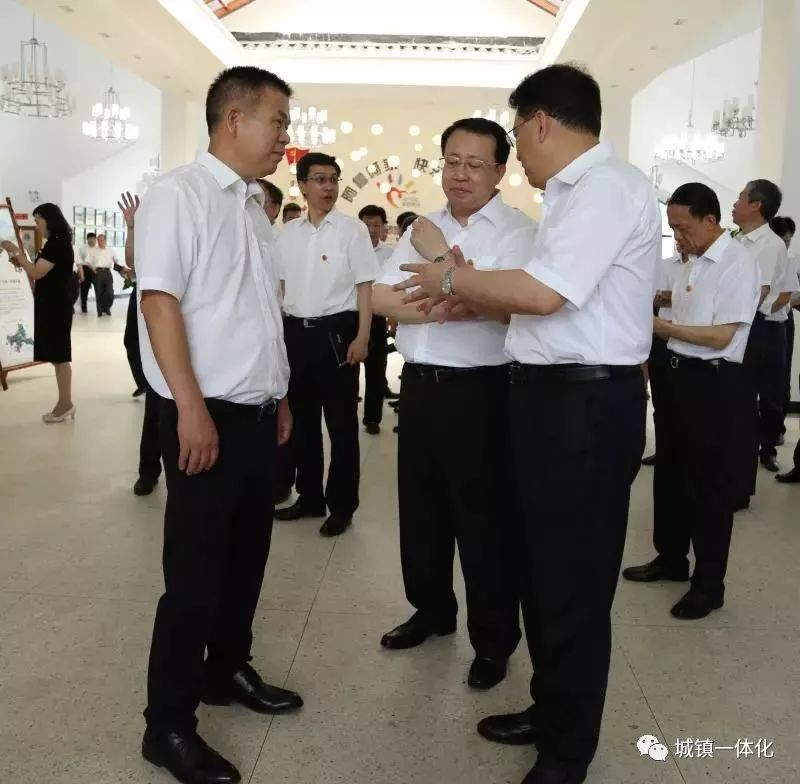 安吉赵怀君_一度君华明月入君怀txt_安吉赵怀君