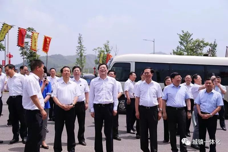 安吉赵怀君_安吉赵怀君_一度君华明月入君怀txt