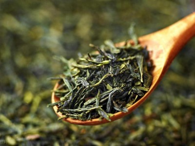 绿茶的冲泡方式有哪些？上投法、中投法、下投法你都知道吗？