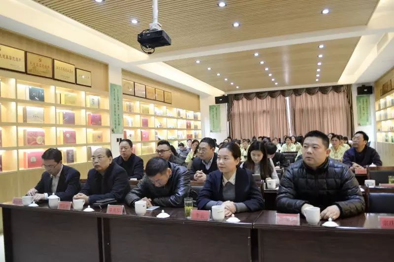 黄金茶安吉白茶_黄金茶安吉特产_安吉黄金茶