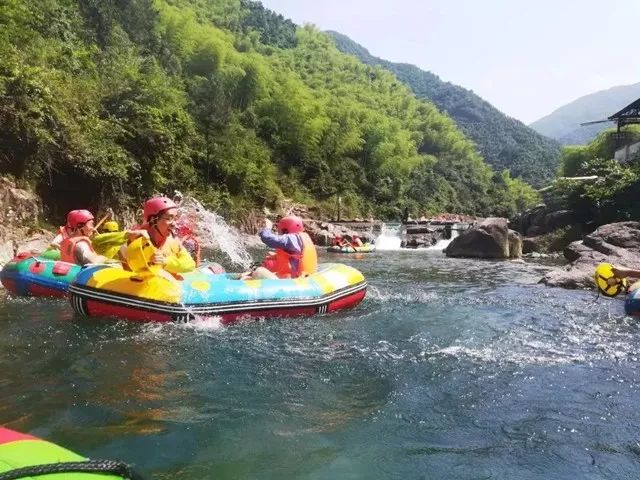 安吉到滑雪场_上海到安吉滑雪自由行攻略_上海 到 安吉滑雪场
