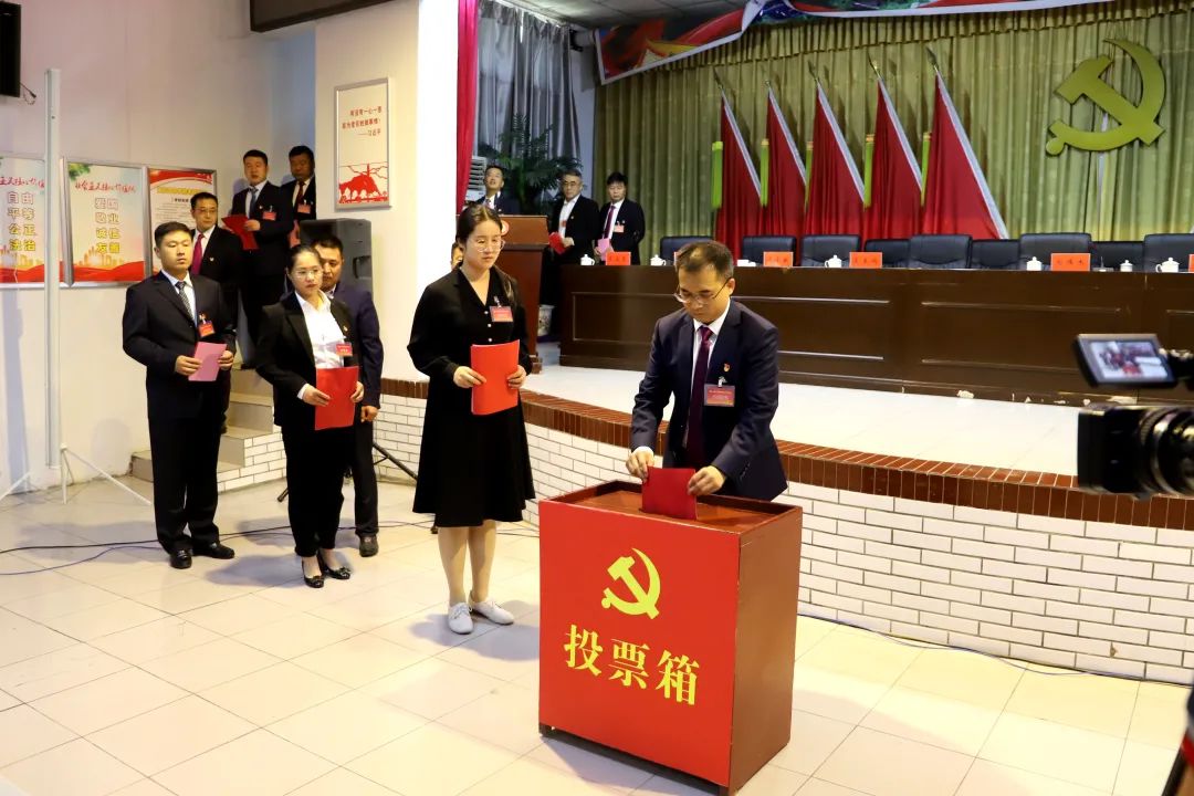新郑房产交易中心电话_新郑市房地产服务中心_新郑市房地产交易中心