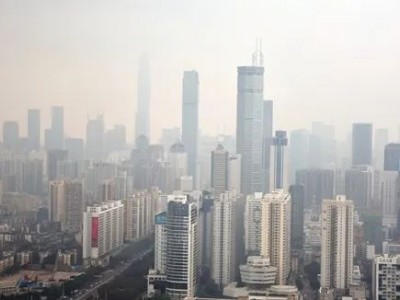 荣盛发展董监高及骨干增持计划未实施，原因是未满足增持条件