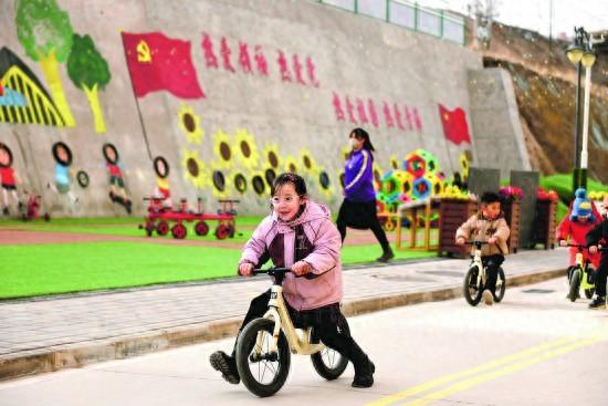 安吉双语幼儿园_安吉国际少儿英语_安吉幼稚园