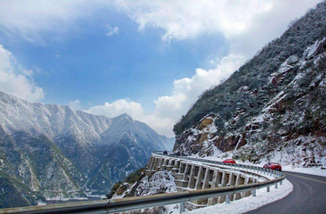 安吉滑雪攻略亲子_滑雪安吉大明山护具价格_安吉 滑雪场