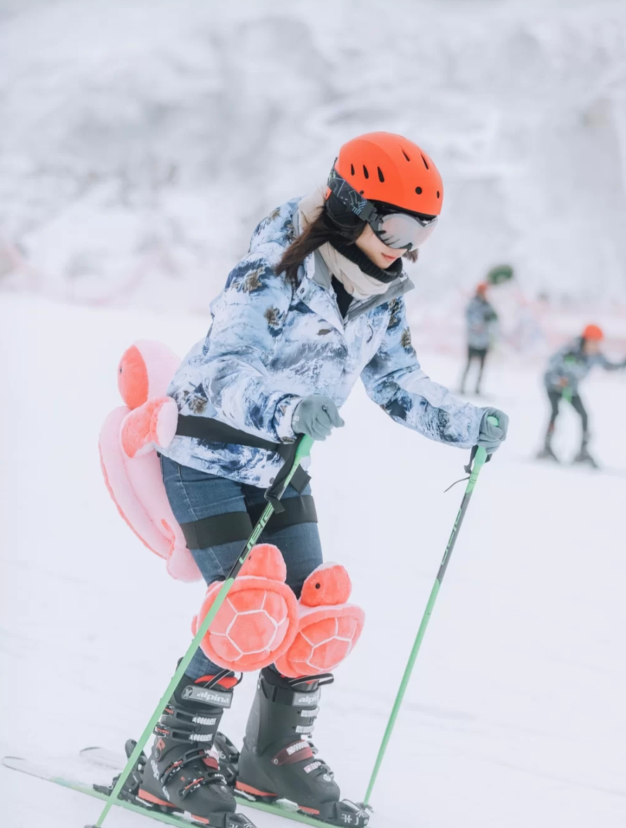 安吉 滑雪场_安吉滑雪攻略亲子_滑雪安吉大明山护具价格