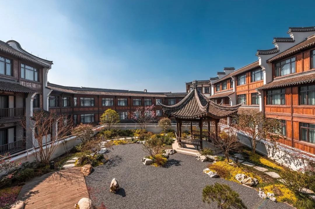 安吉 滑雪场_滑雪安吉案例大班_滑雪安吉大明山